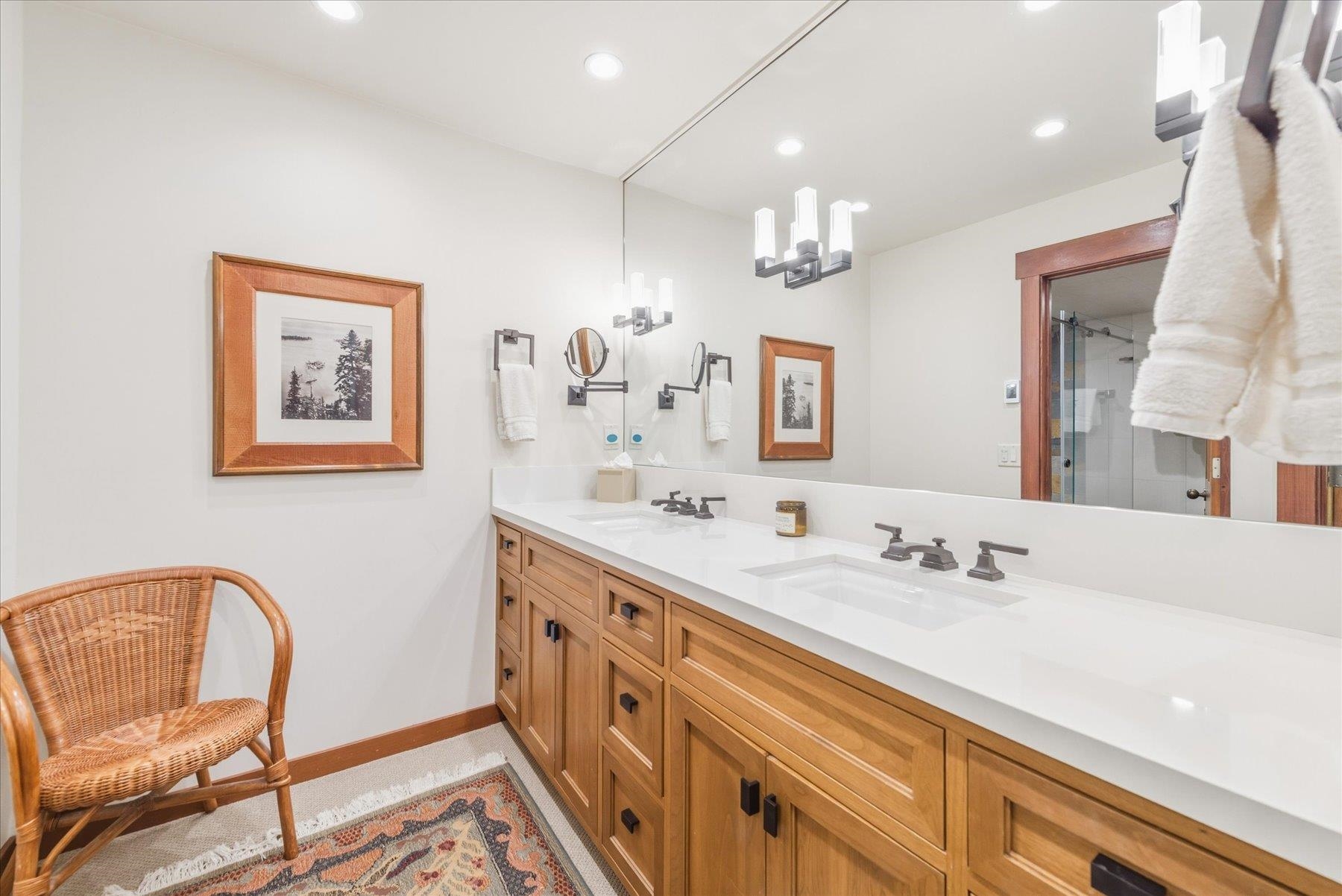 1200 West Lake Boulevard # 5 Unit: #5