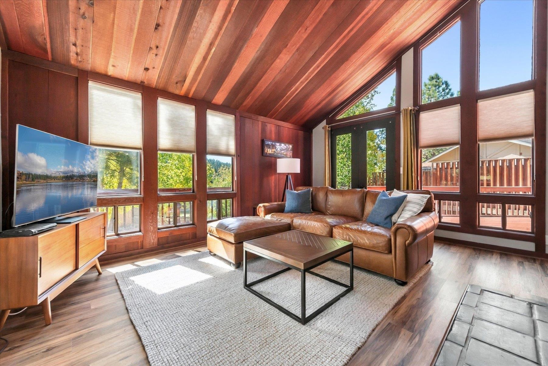 16005 Canterbury Lane