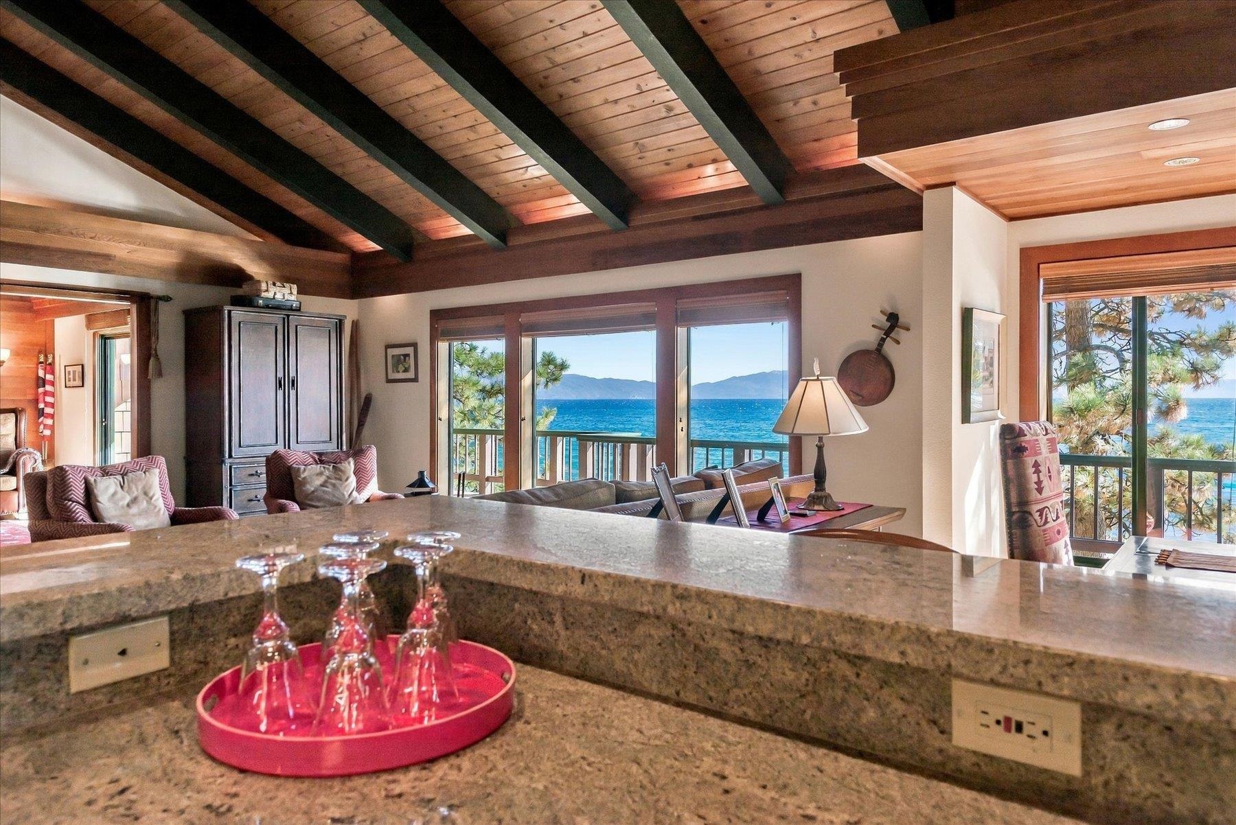 3260 Edgewater Drive