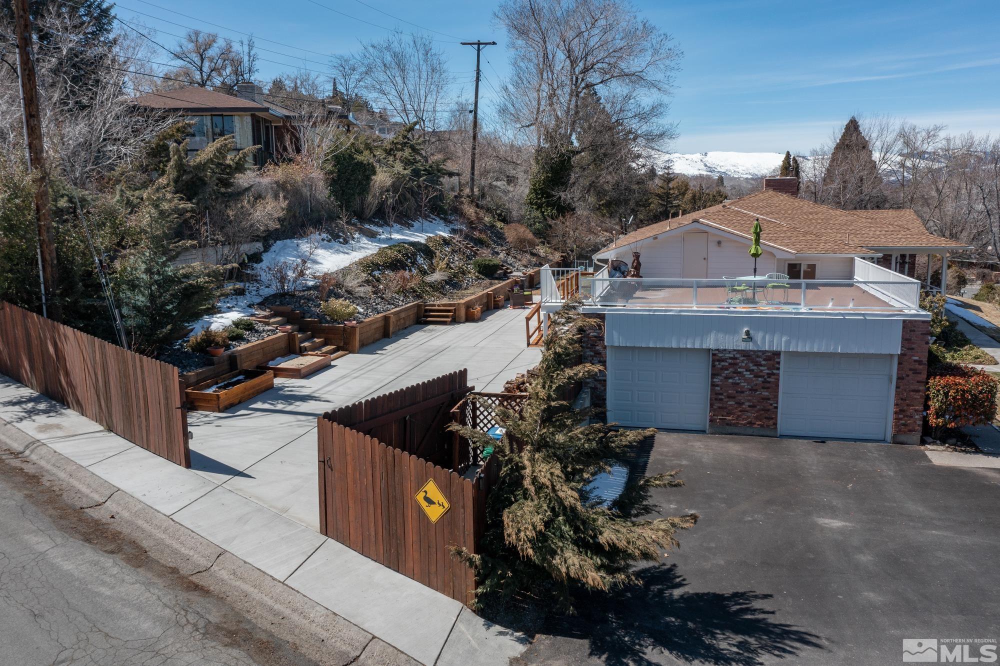 2800 Thomas Jefferson Drive