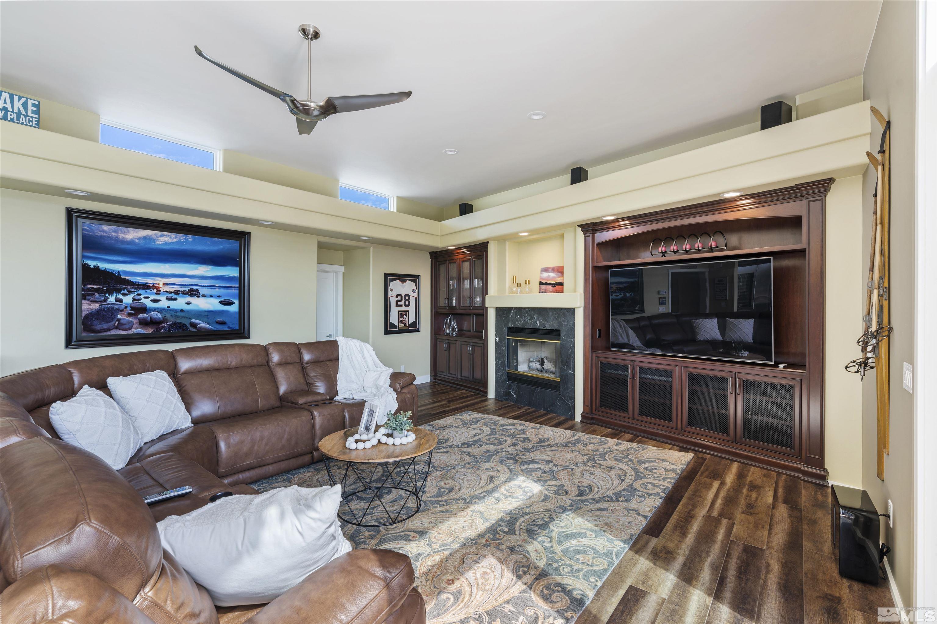 1727 Venice Dr