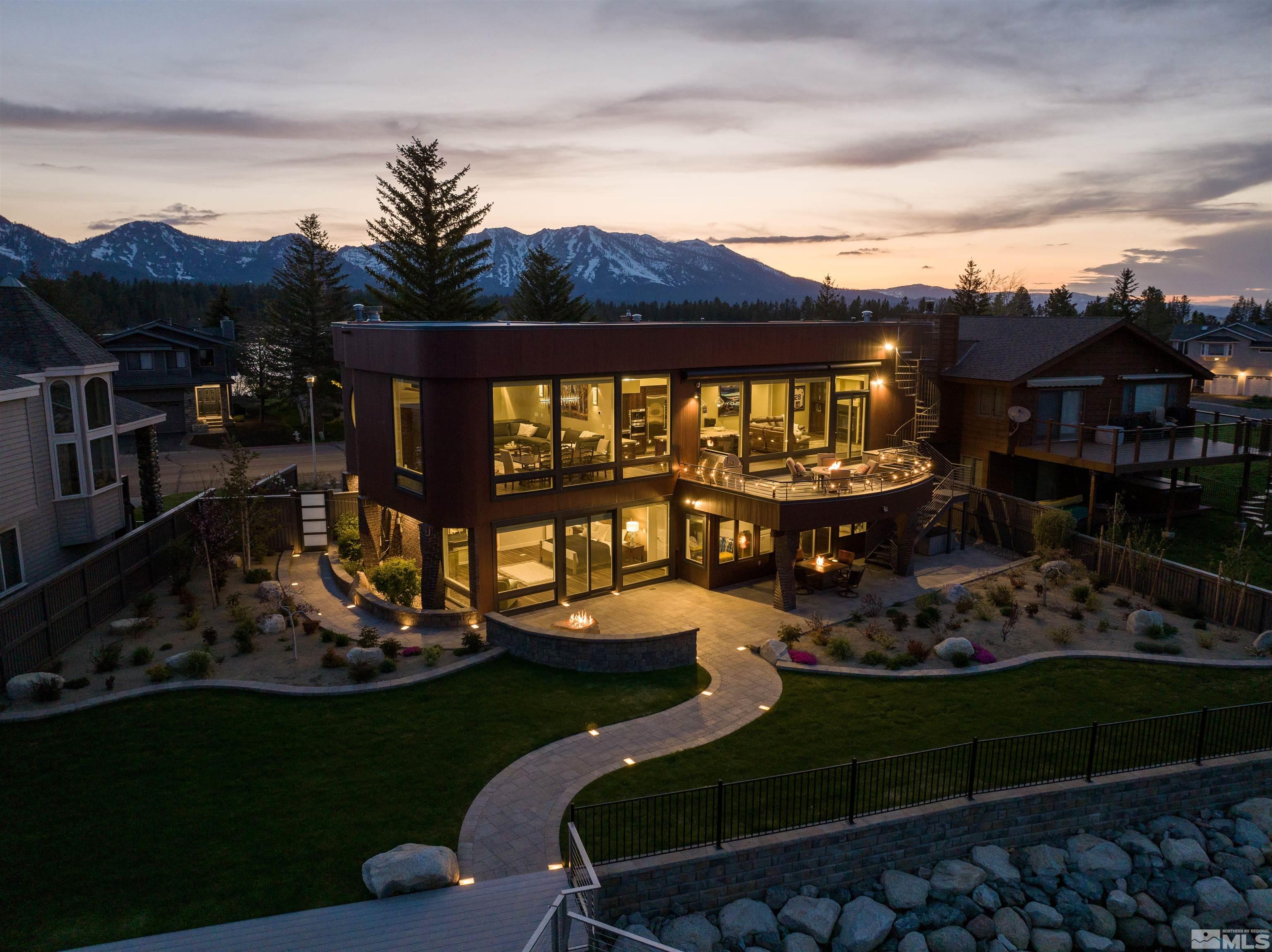 1727 Venice Dr
