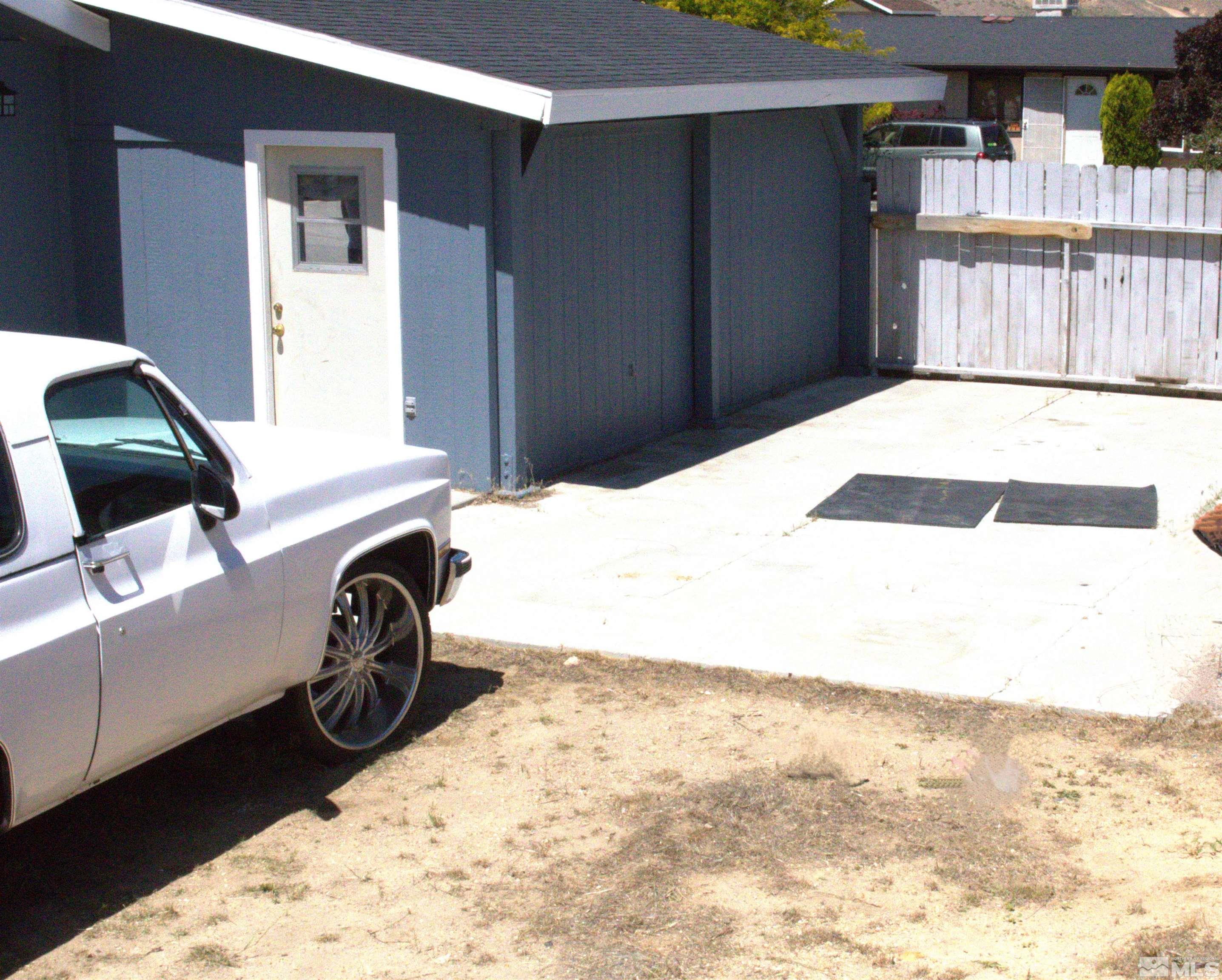 5105 Valley Hi Drive