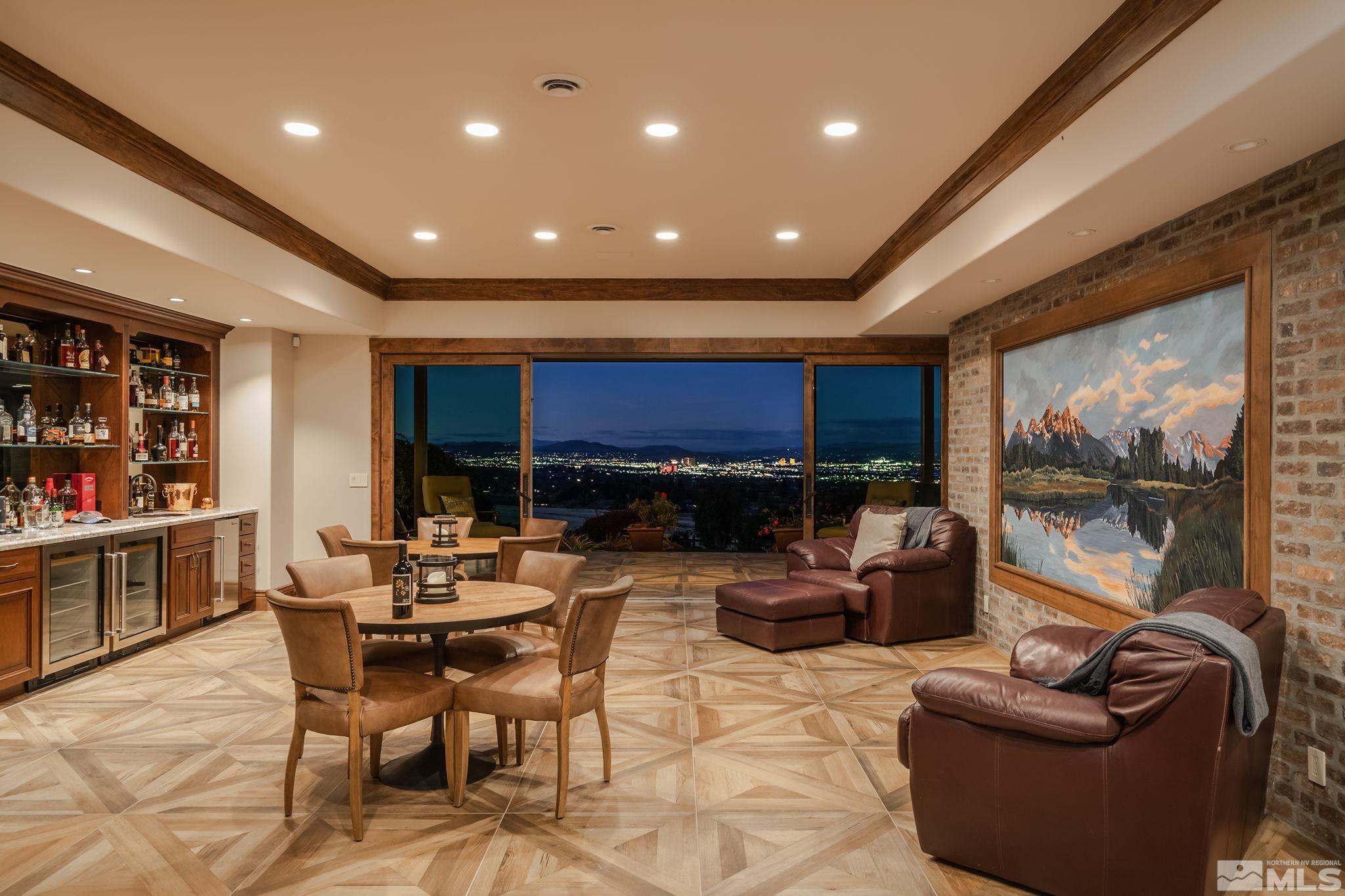 386 Questa Court