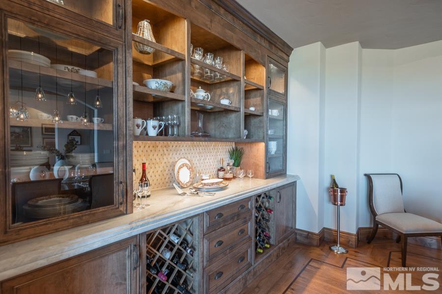 386 Questa Court