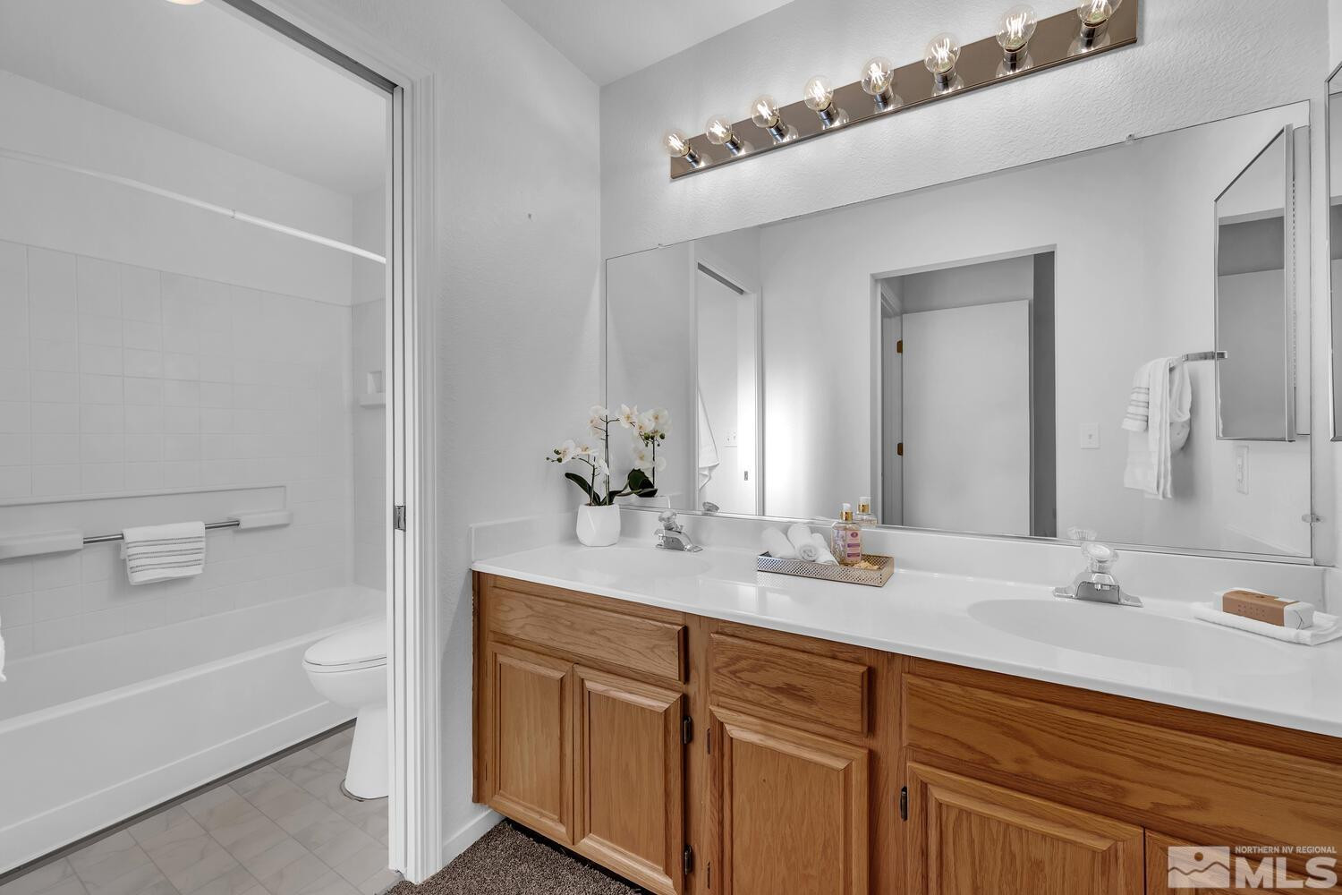 4431 Creekside Circle