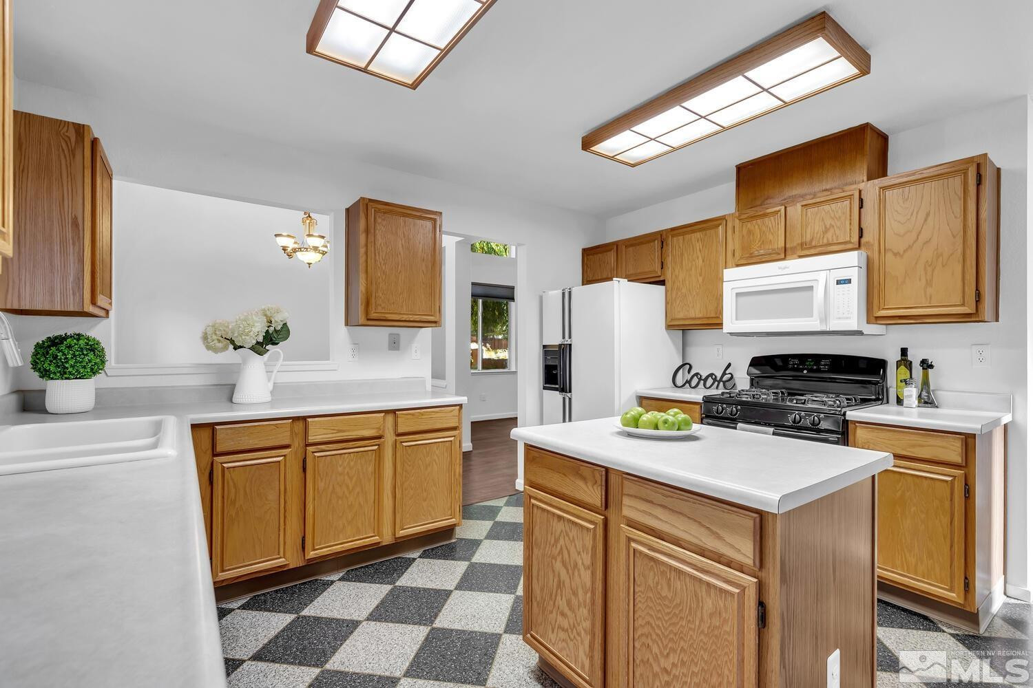 4431 Creekside Circle