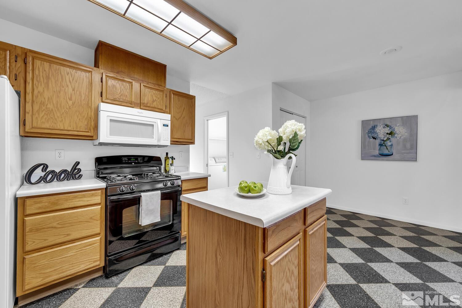 4431 Creekside Circle