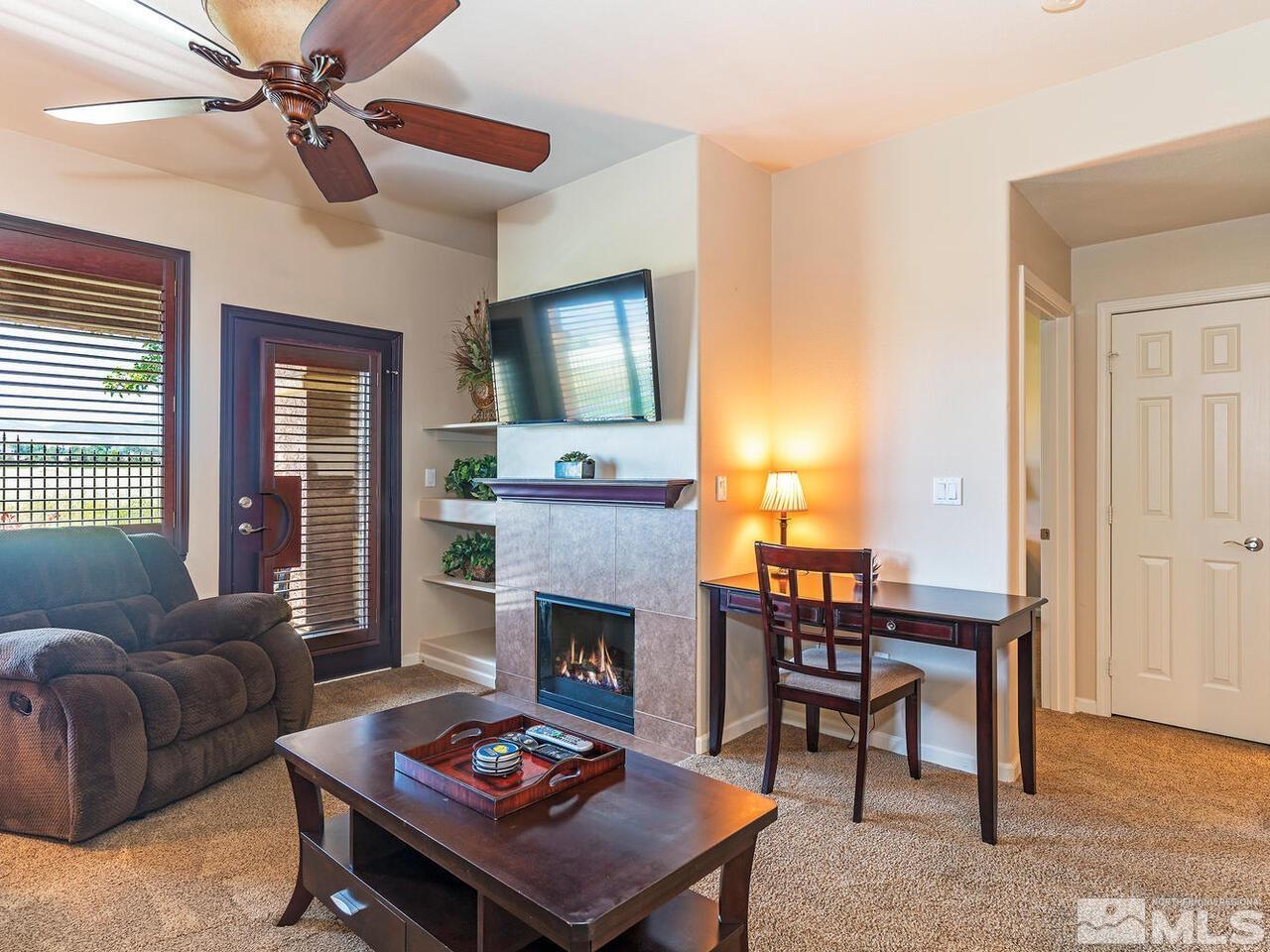 900 S Meadows Parkway, 4512