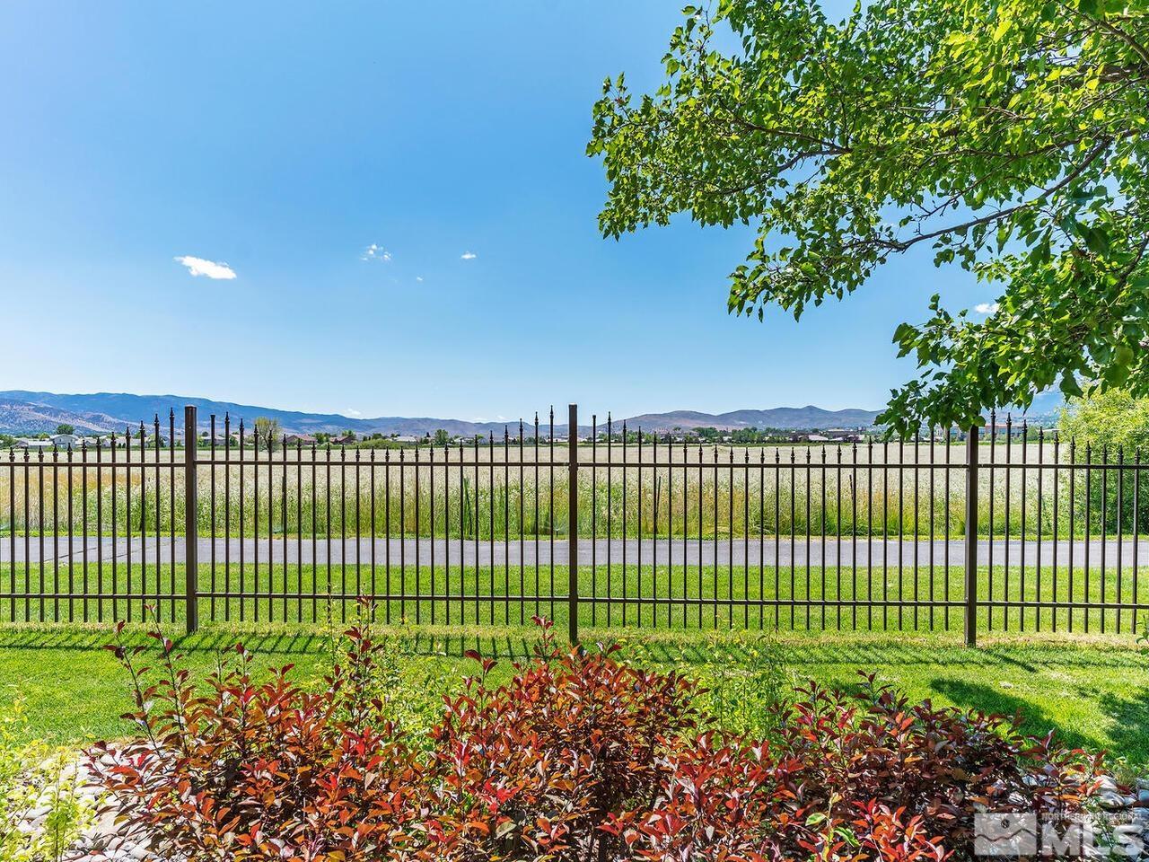 900 S Meadows Parkway, 4512