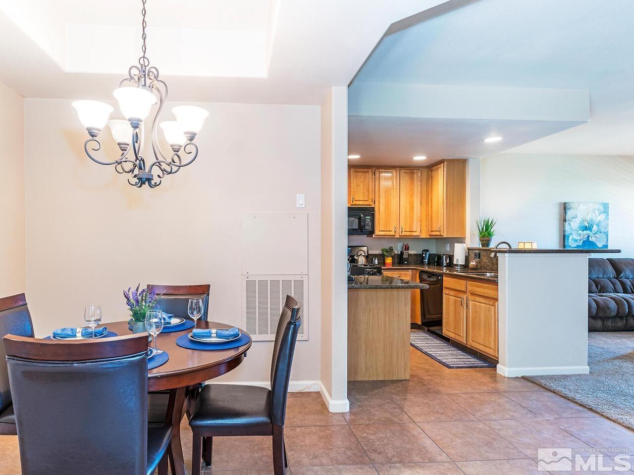 900 S Meadows Parkway, 4512