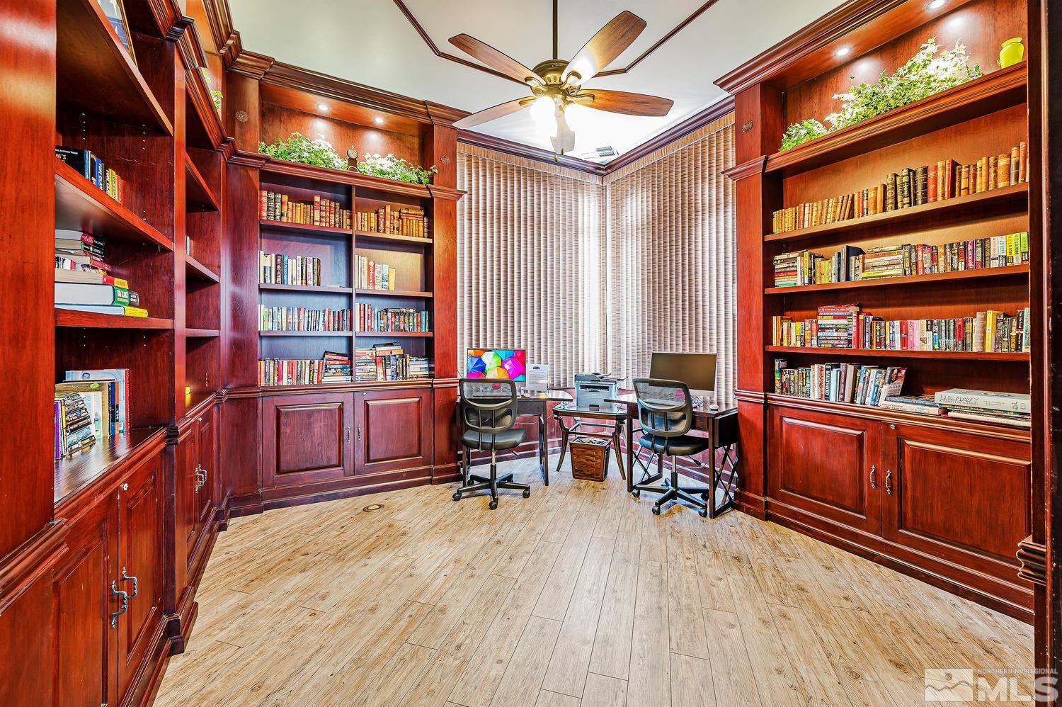 900 S Meadows Parkway, 4512