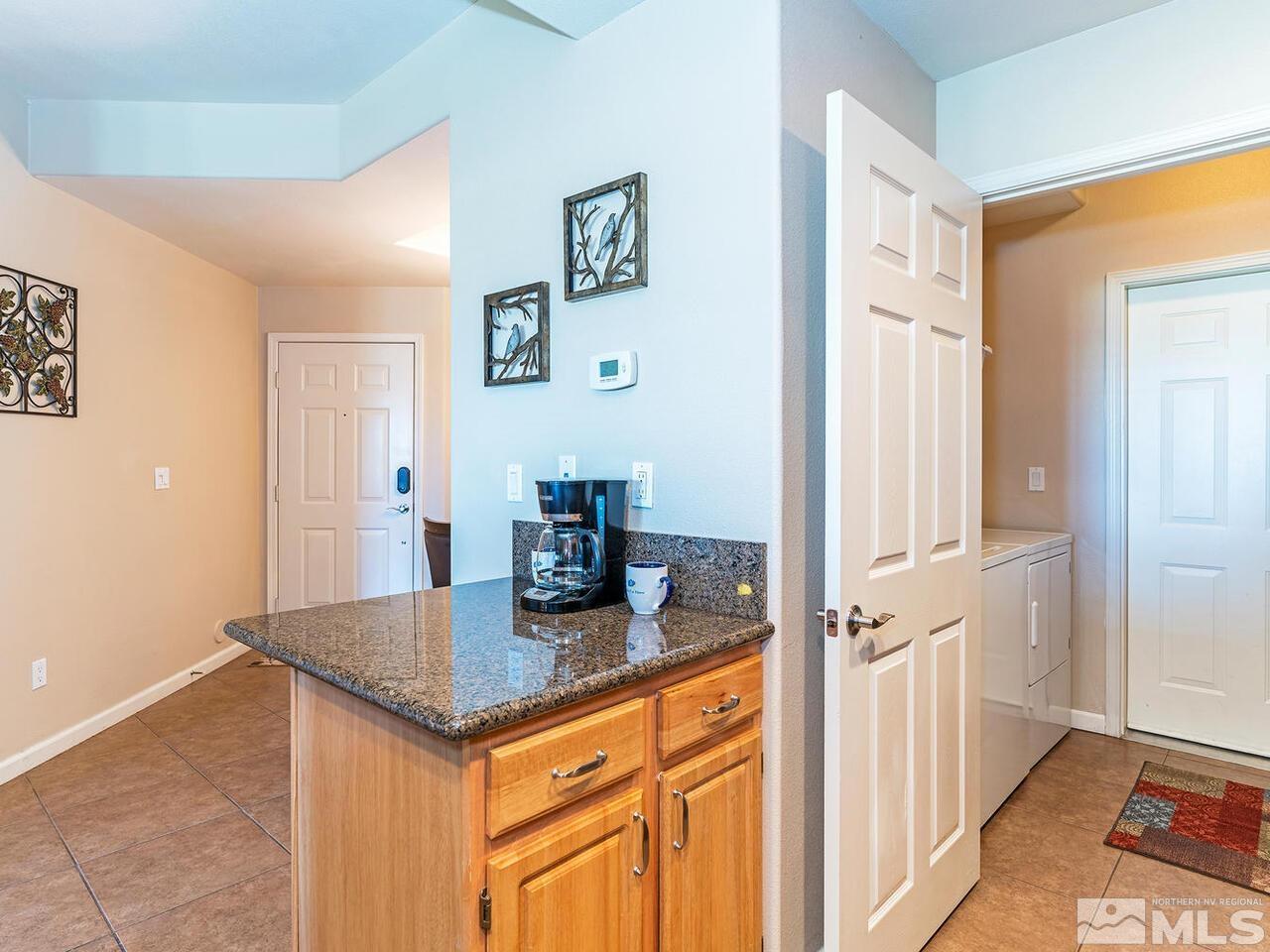 900 S Meadows Parkway, 4512