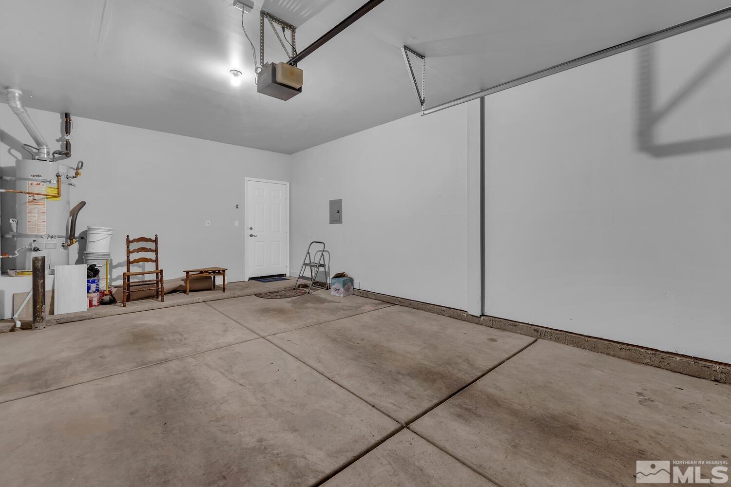 900 S Meadows Parkway, 5112