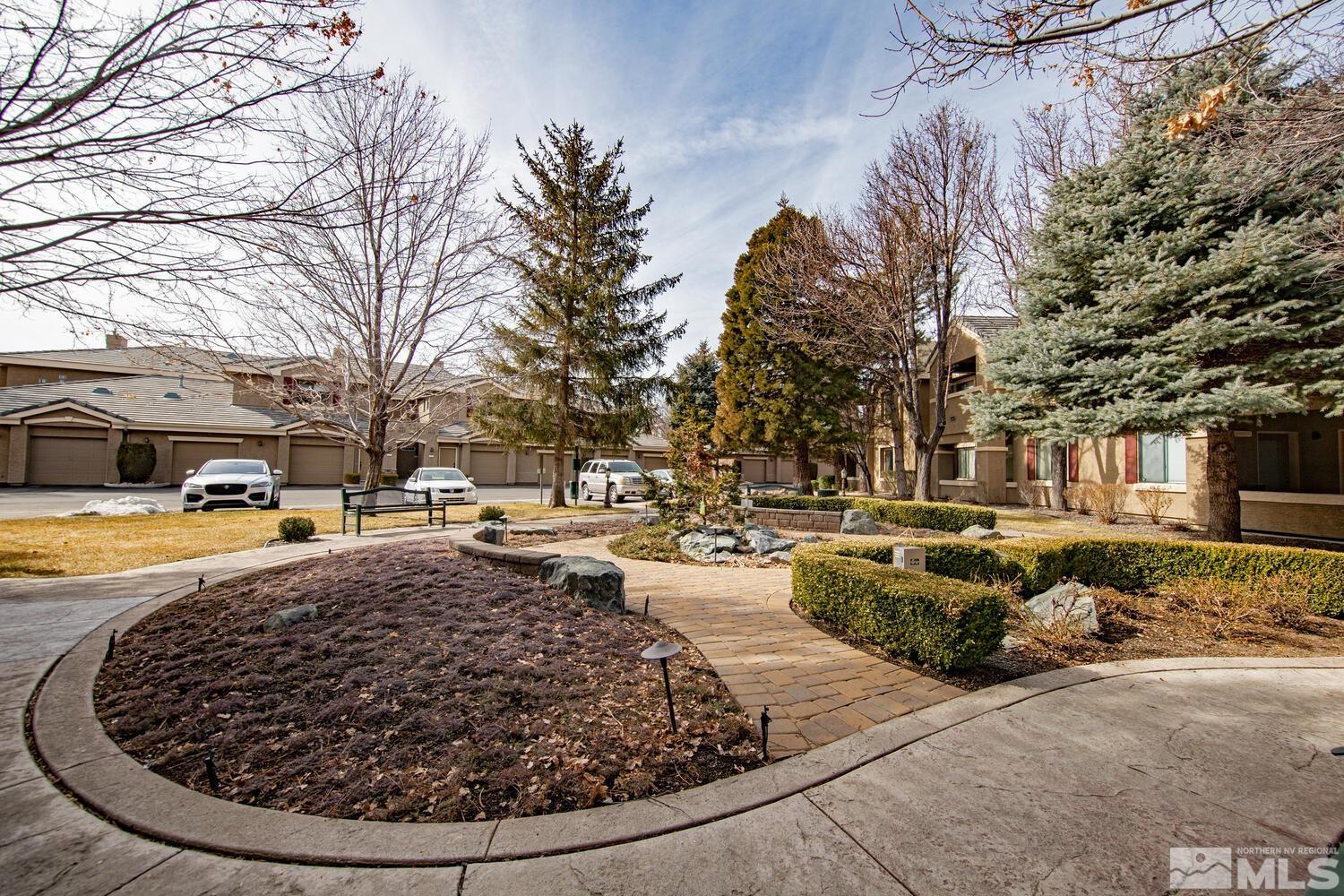 900 S Meadows Parkway, 5112