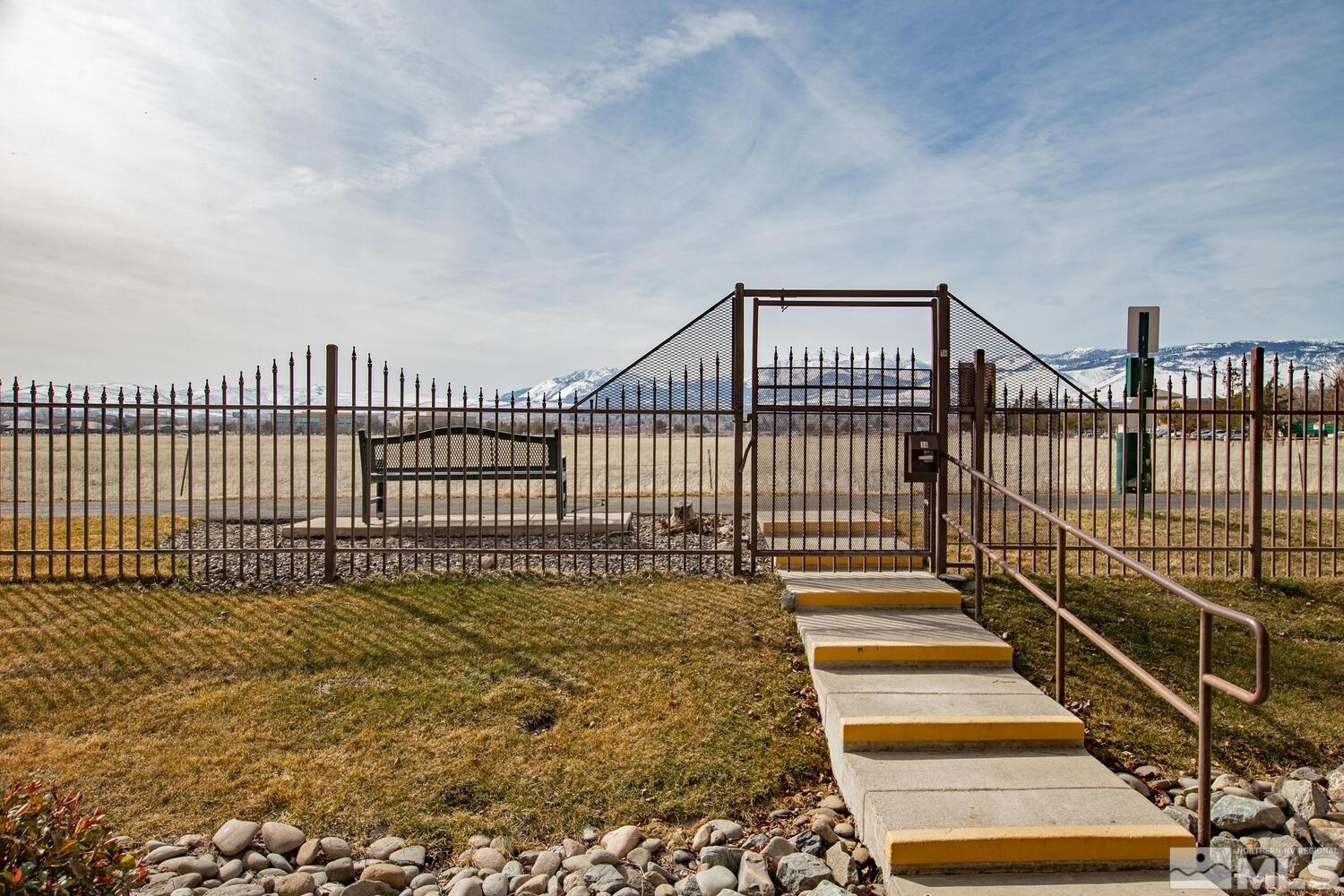 900 S Meadows Parkway, 5112