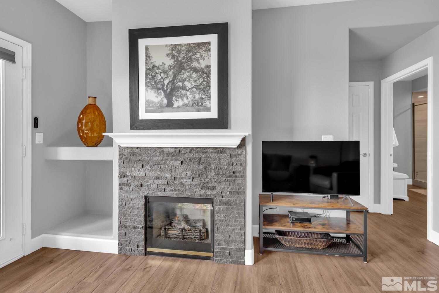 900 S Meadows Parkway, 5112
