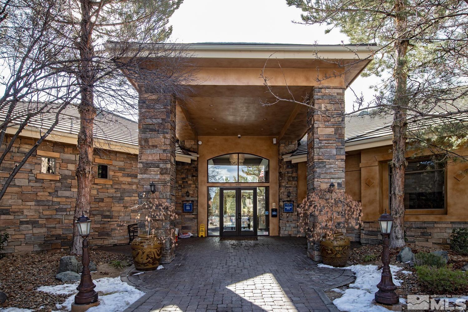 900 S Meadows Parkway, 5112