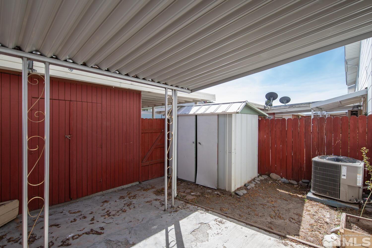 267 Smithridge