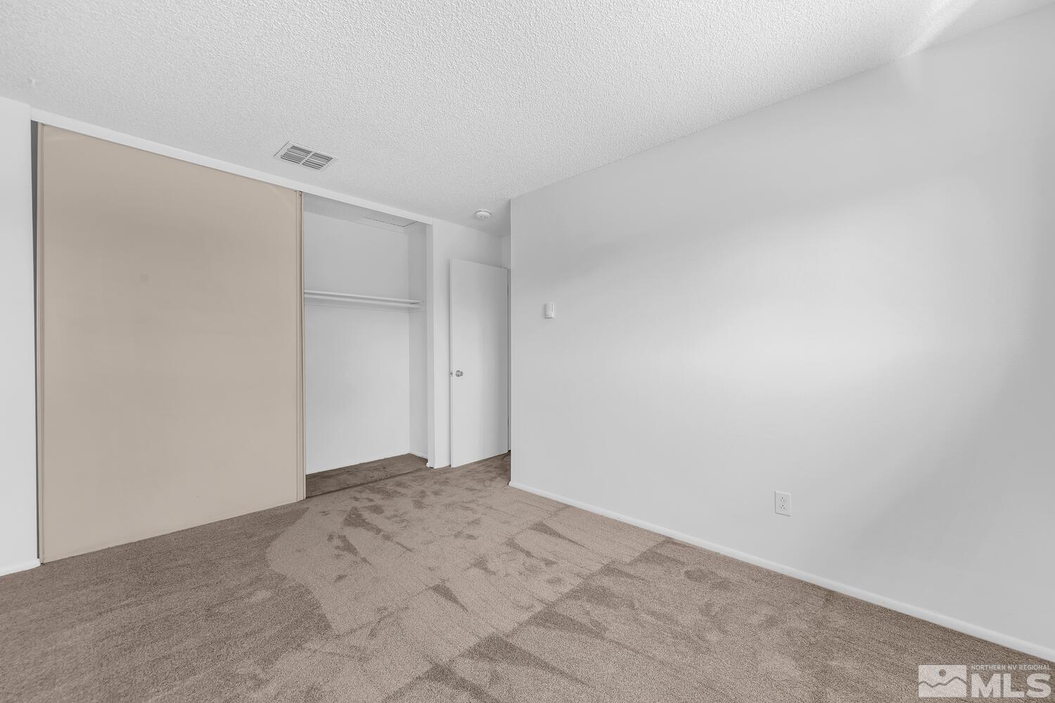 267 Smithridge