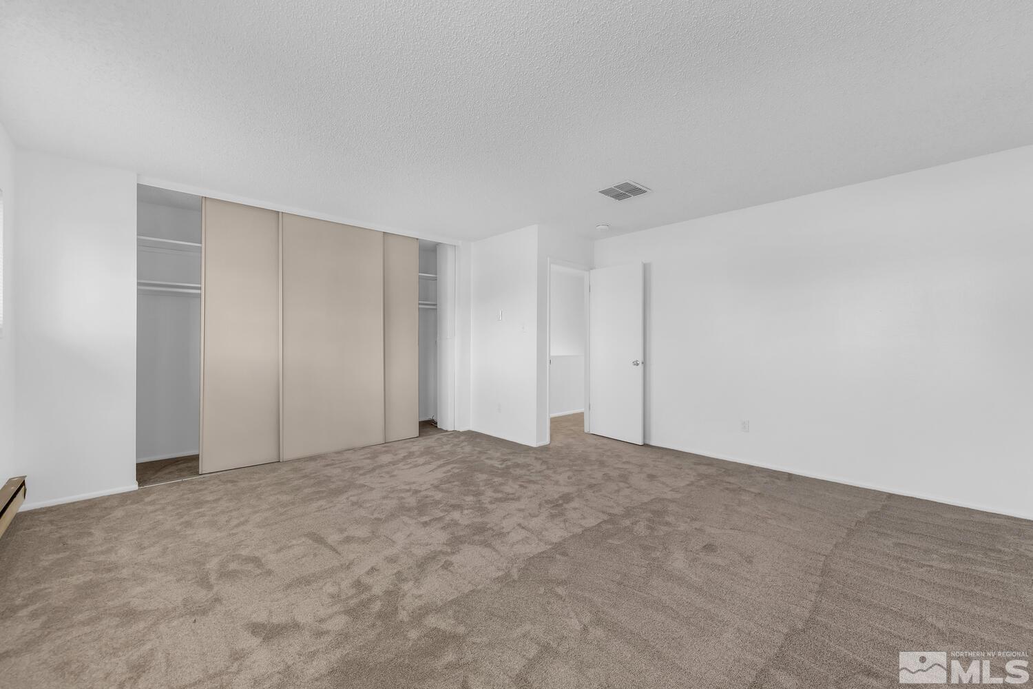 267 Smithridge