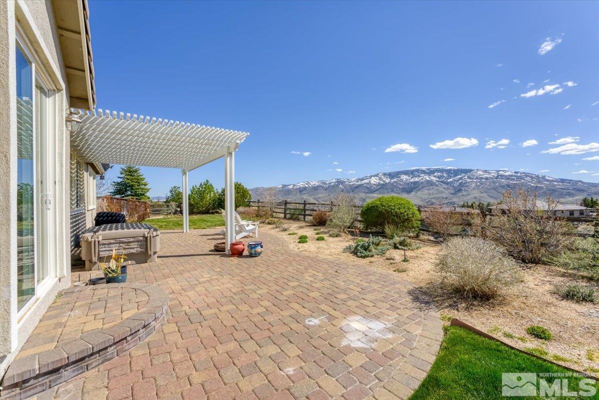 8998 Beacon Ridge Trail