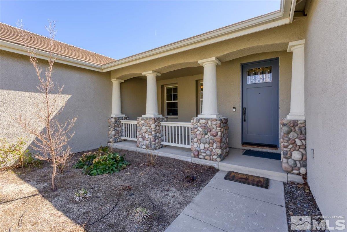 8998 Beacon Ridge Trail