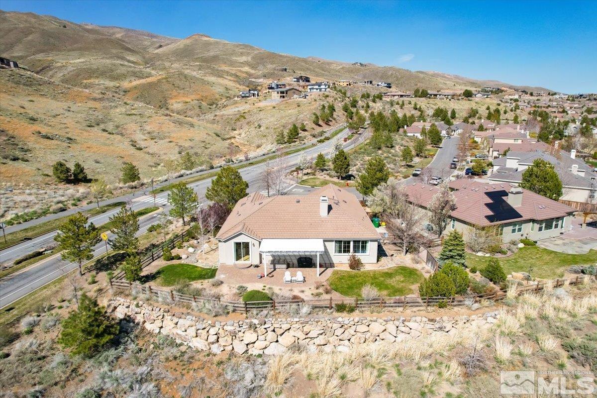 8998 Beacon Ridge Trail