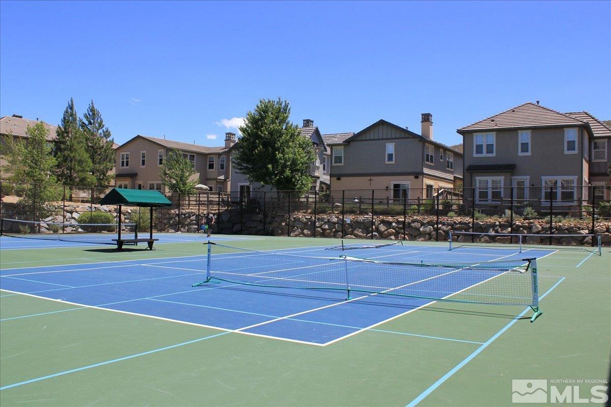 8998 Beacon Ridge Trail