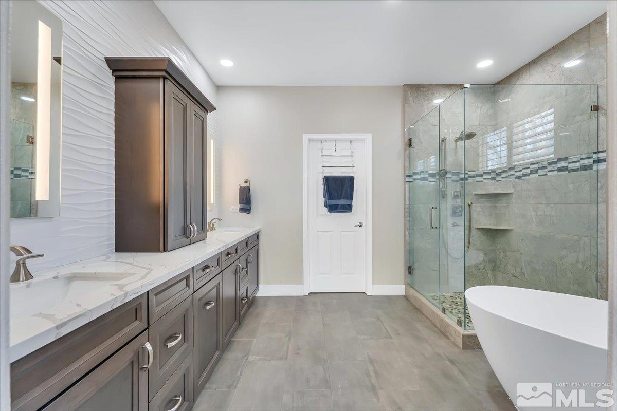 8998 Beacon Ridge Trail