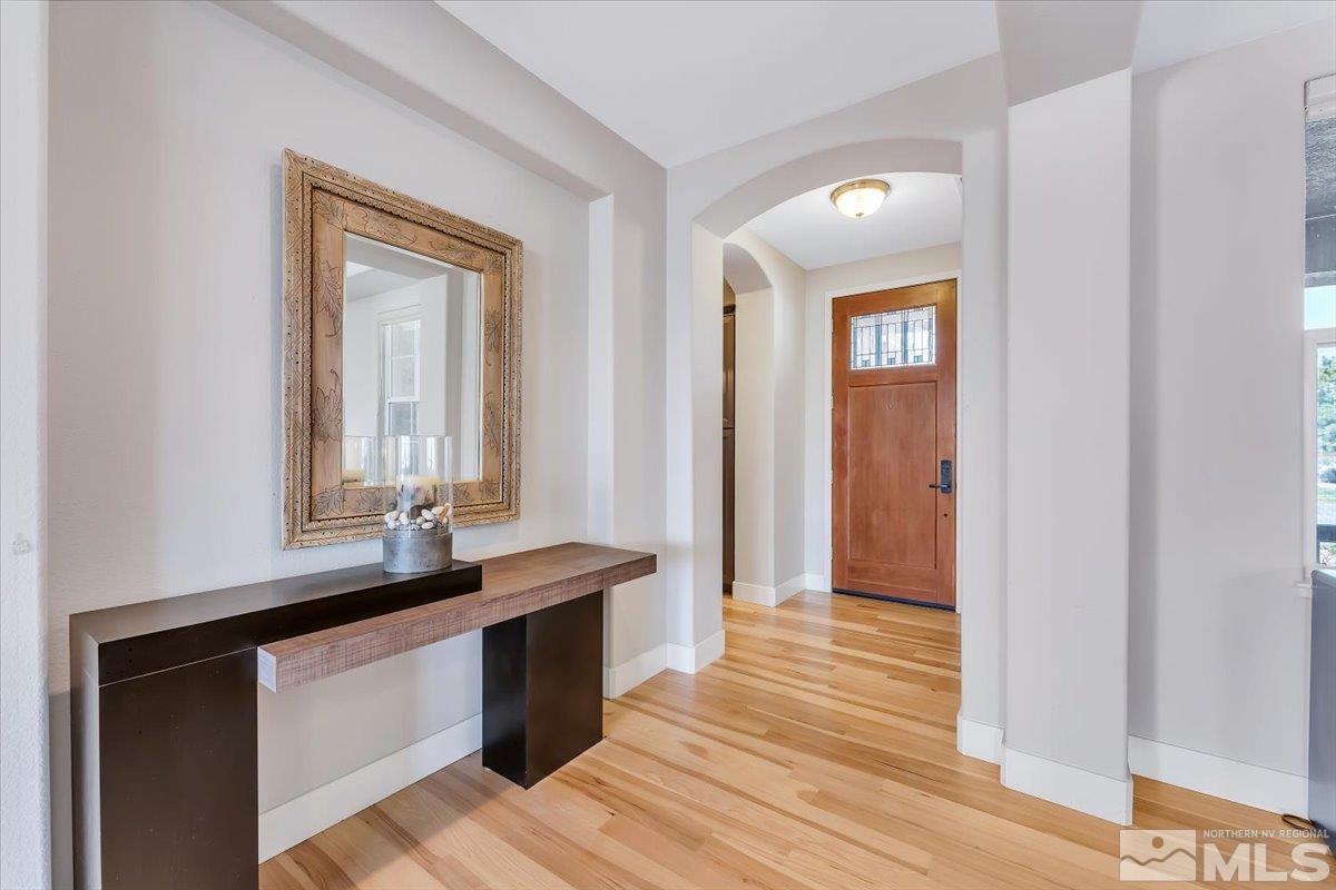 8998 Beacon Ridge Trail