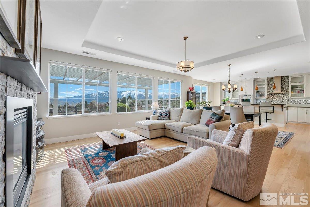 8998 Beacon Ridge Trail