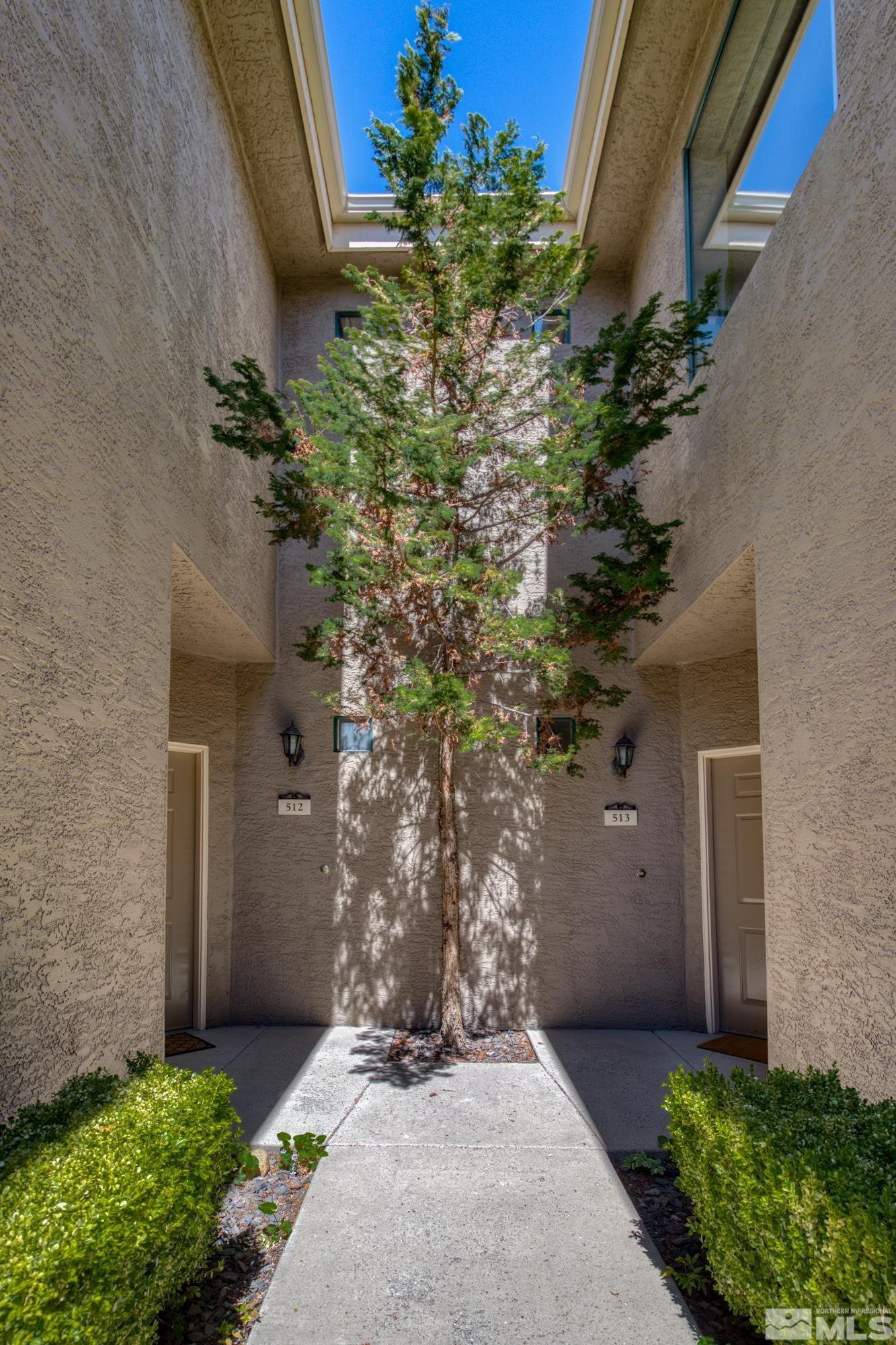 900 S Meadows Parkway, 513