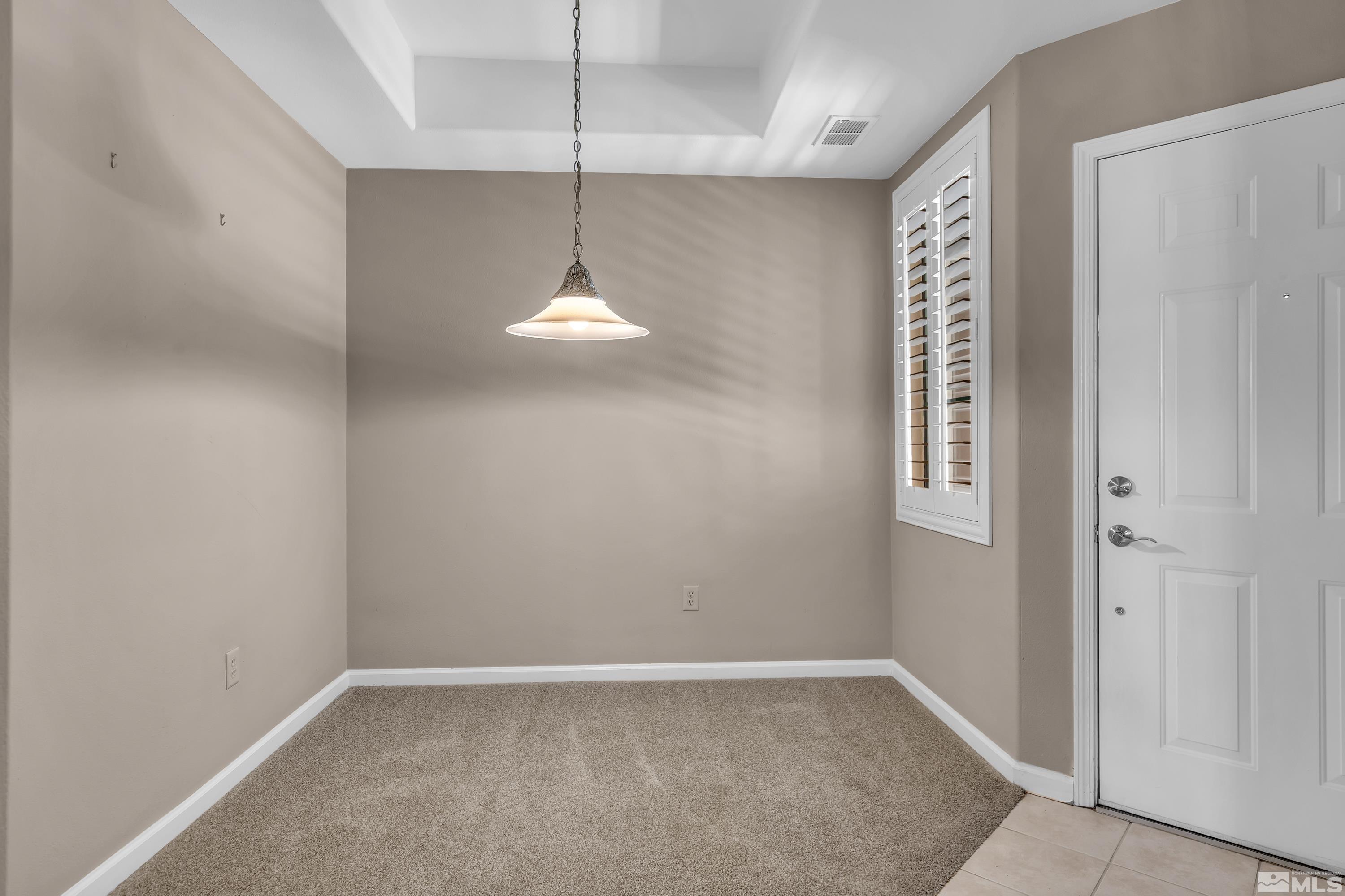 900 S Meadows Parkway, 513