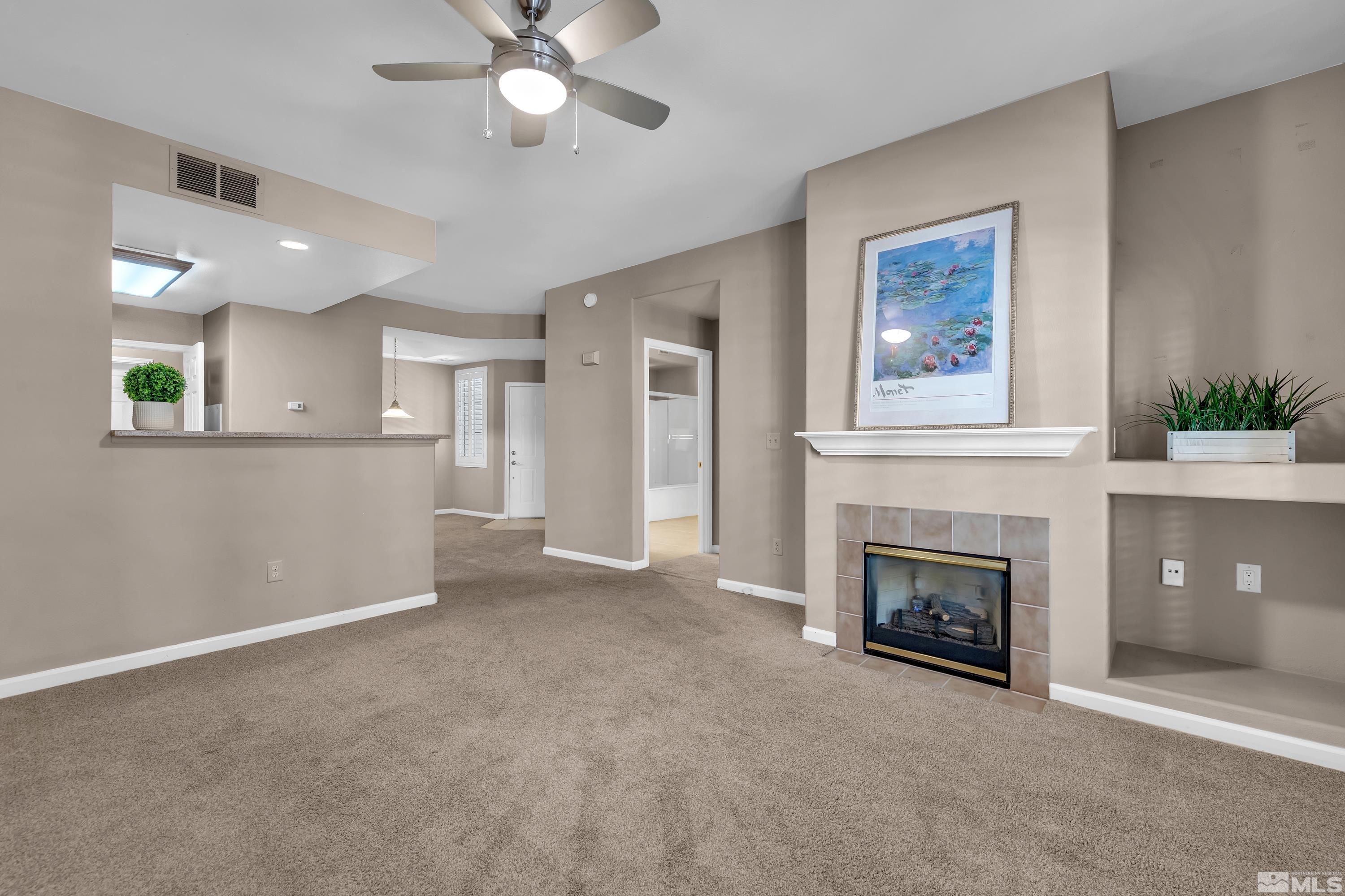 900 S Meadows Parkway, 513