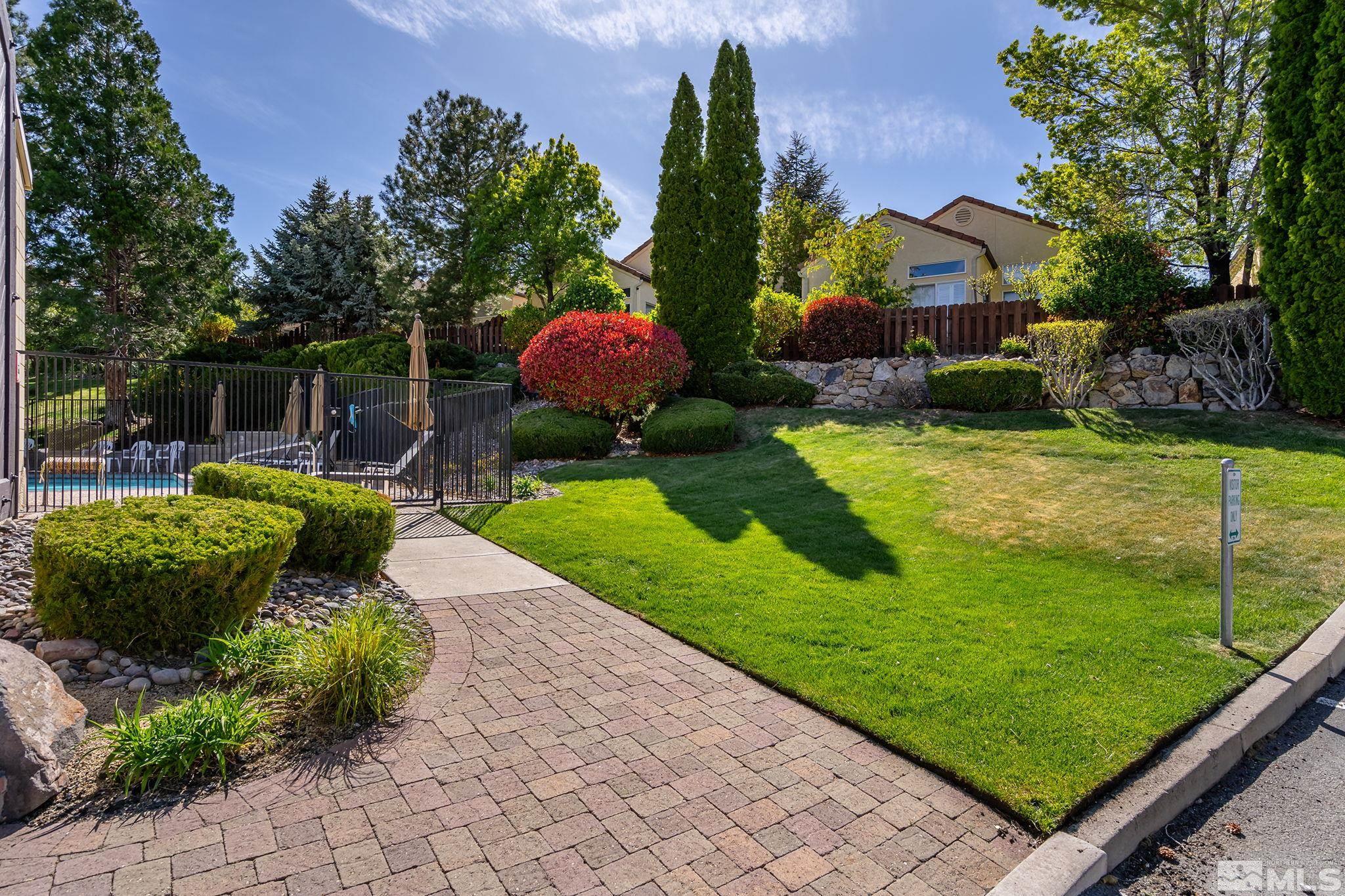 3607 Skyline Boulevard