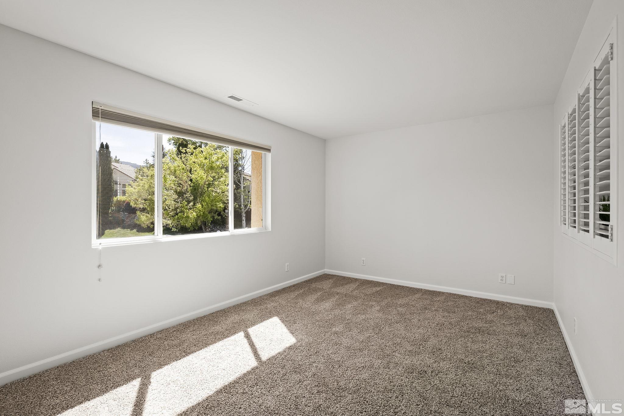 3607 Skyline Boulevard