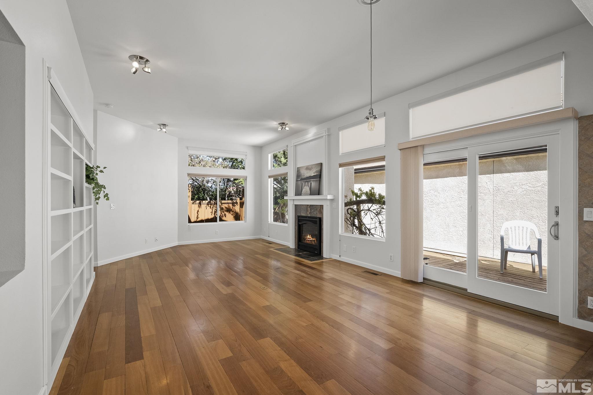 3607 Skyline Boulevard