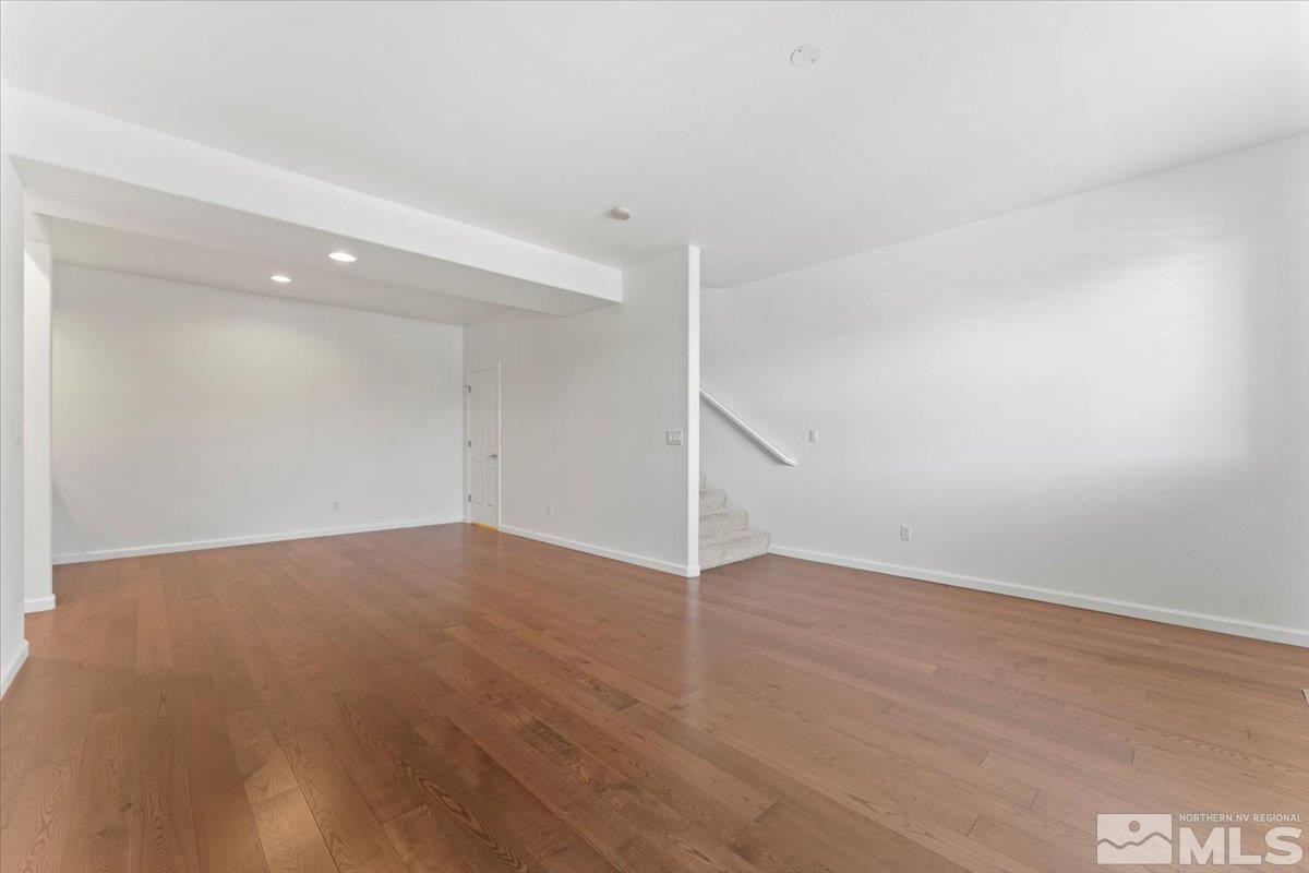 1484 Copper Point Circle