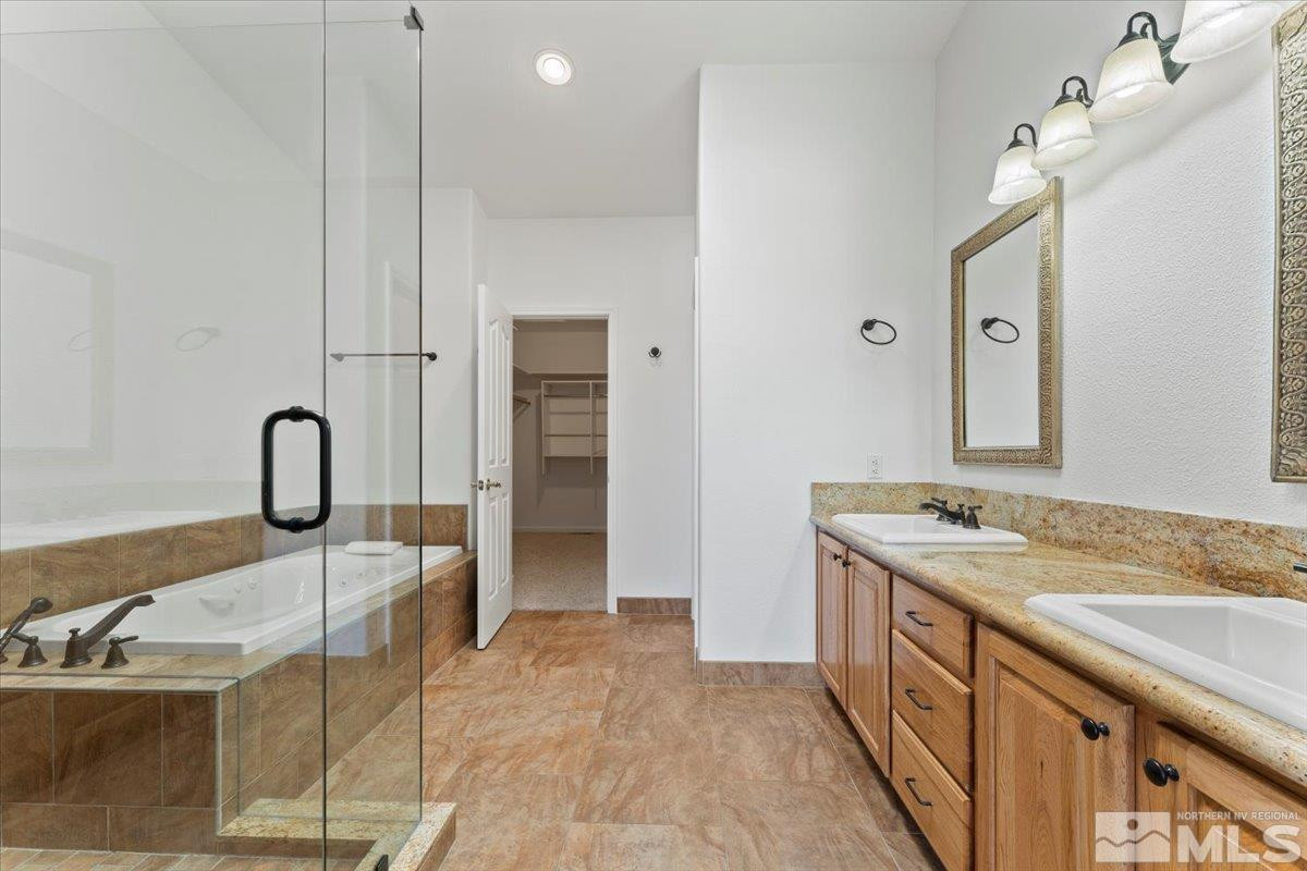 1484 Copper Point Circle