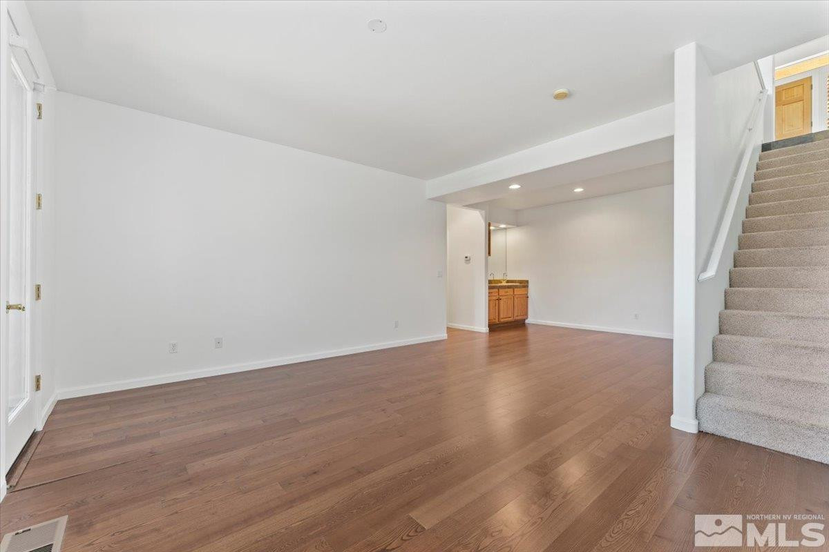 1484 Copper Point Circle