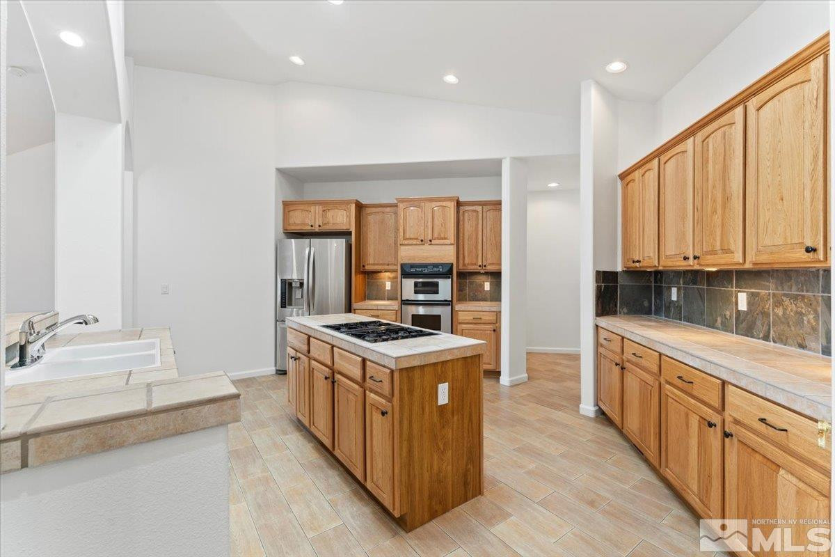 1484 Copper Point Circle