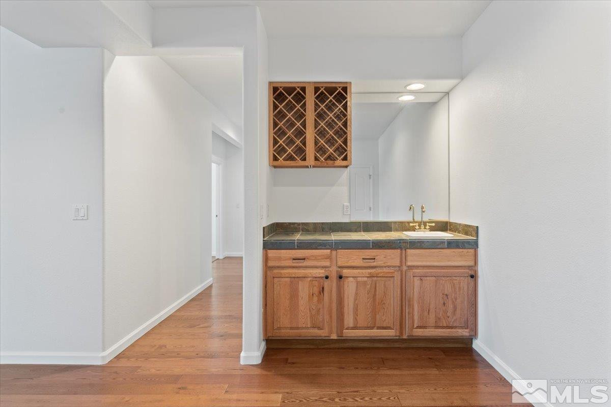 1484 Copper Point Circle