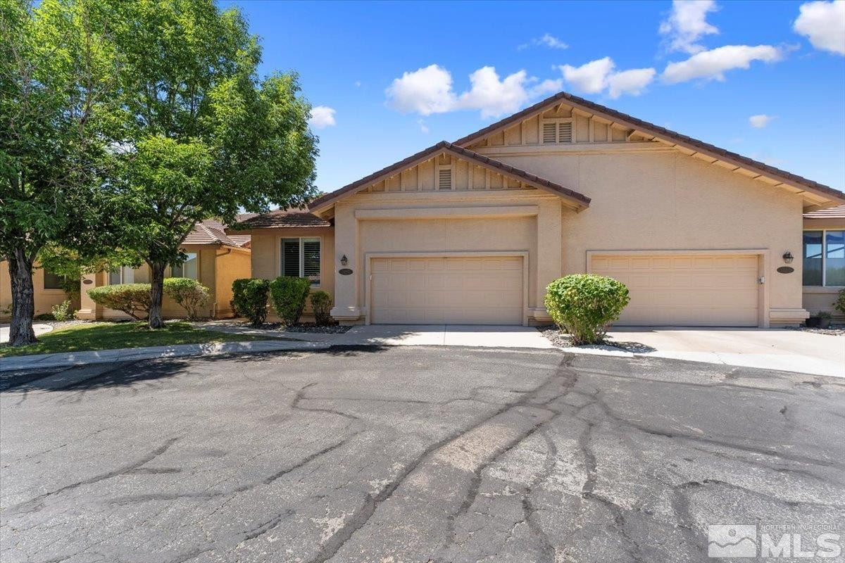 1484 Copper Point Circle