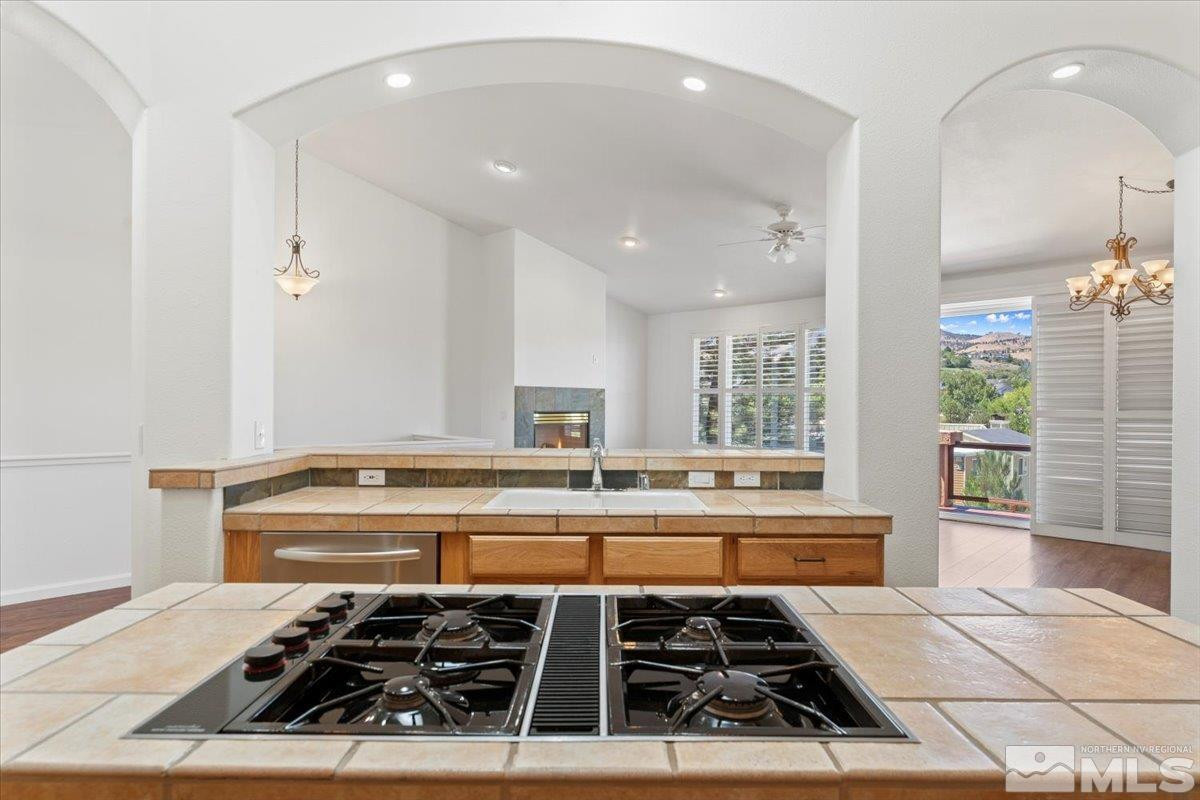 1484 Copper Point Circle