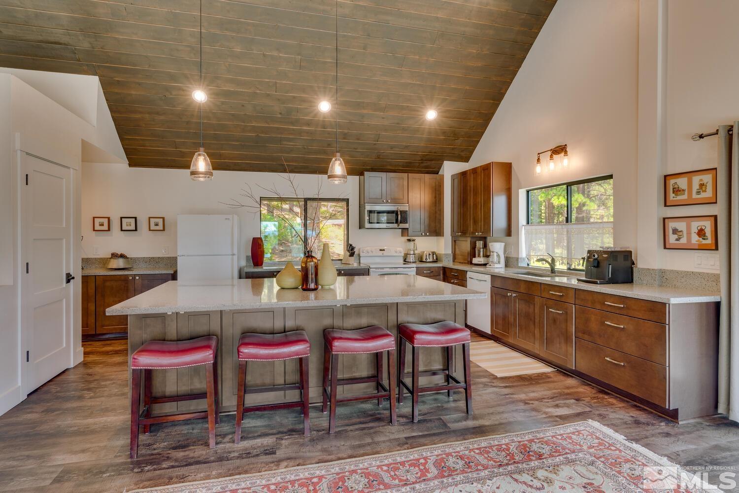584 Valley Drive