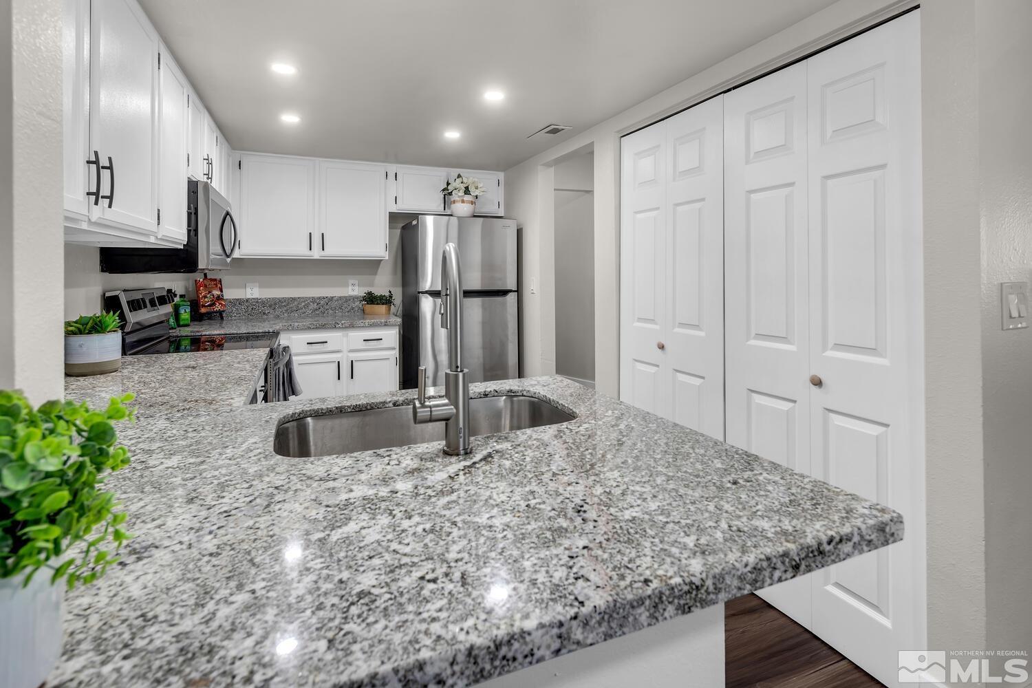 795 Kingston Lane, # F