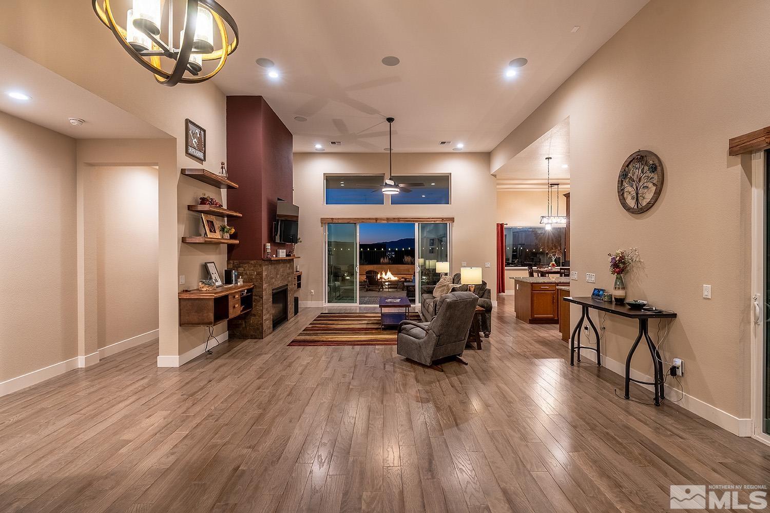 2905 Amethyst Hills Drive