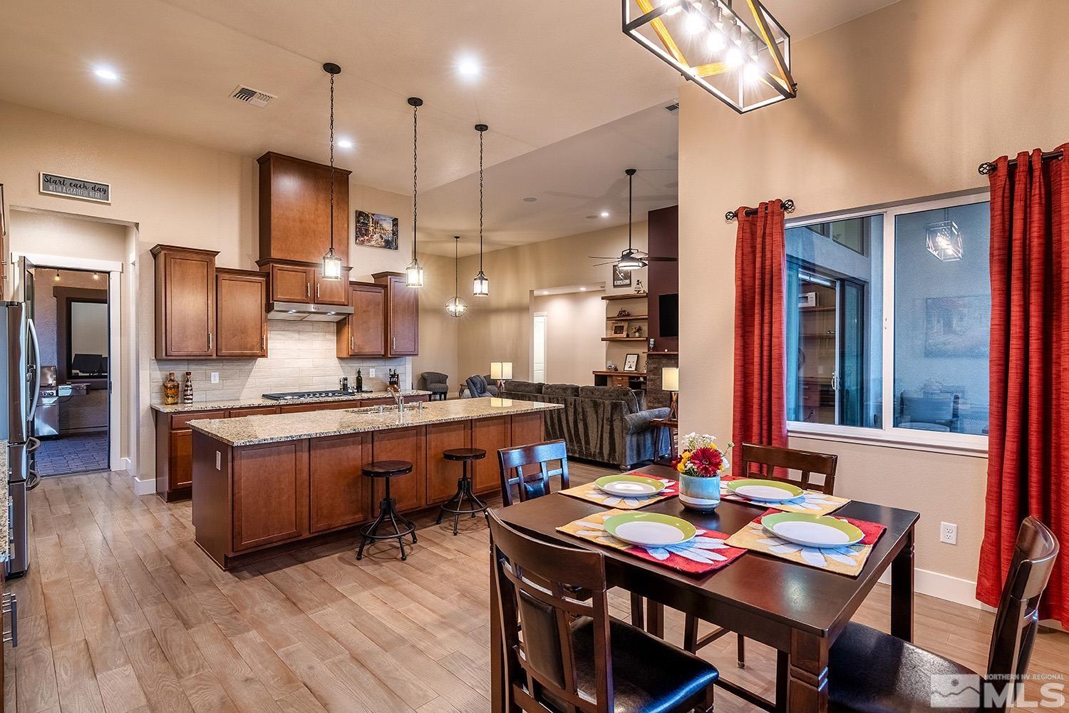 2905 Amethyst Hills Drive