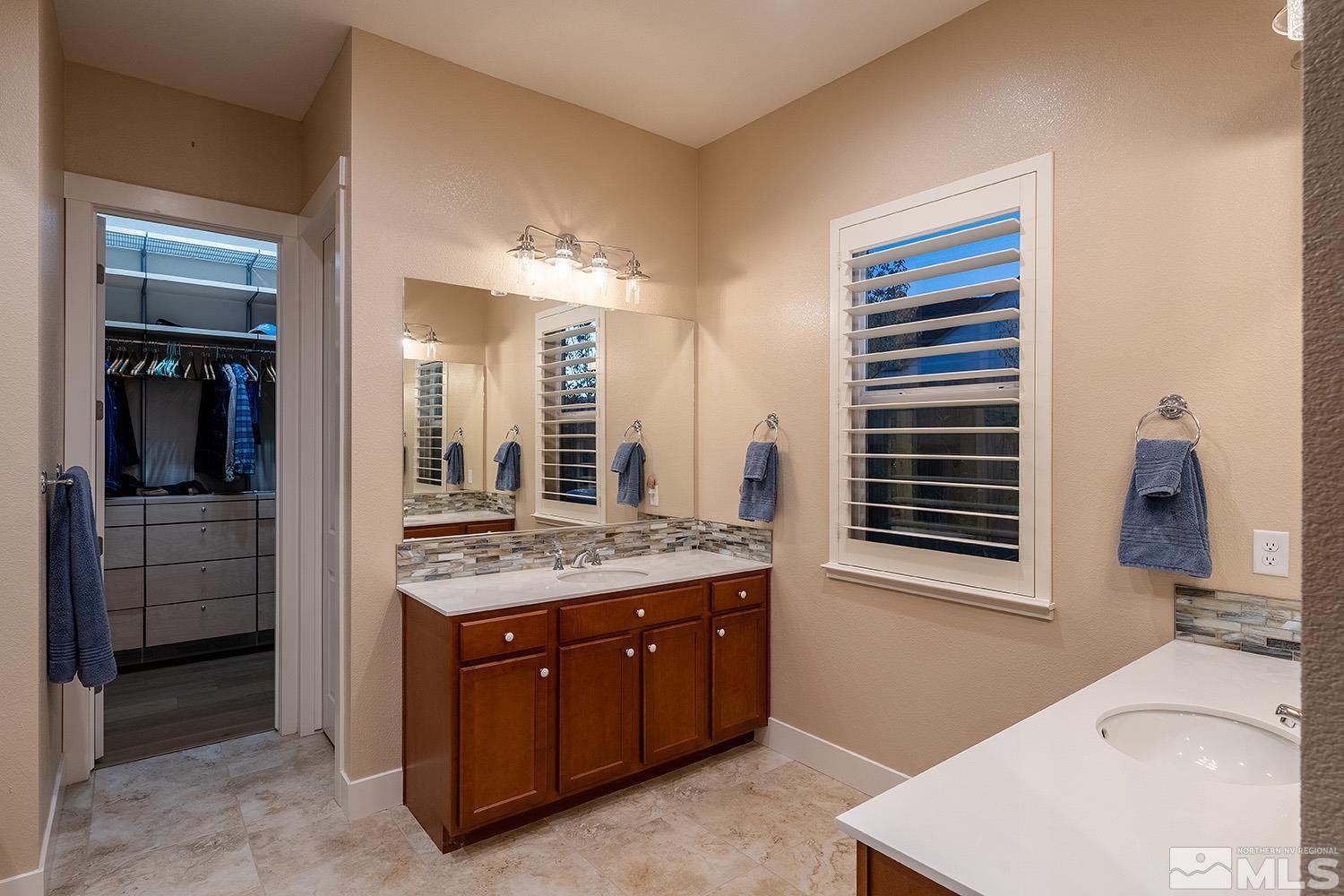 2905 Amethyst Hills Drive